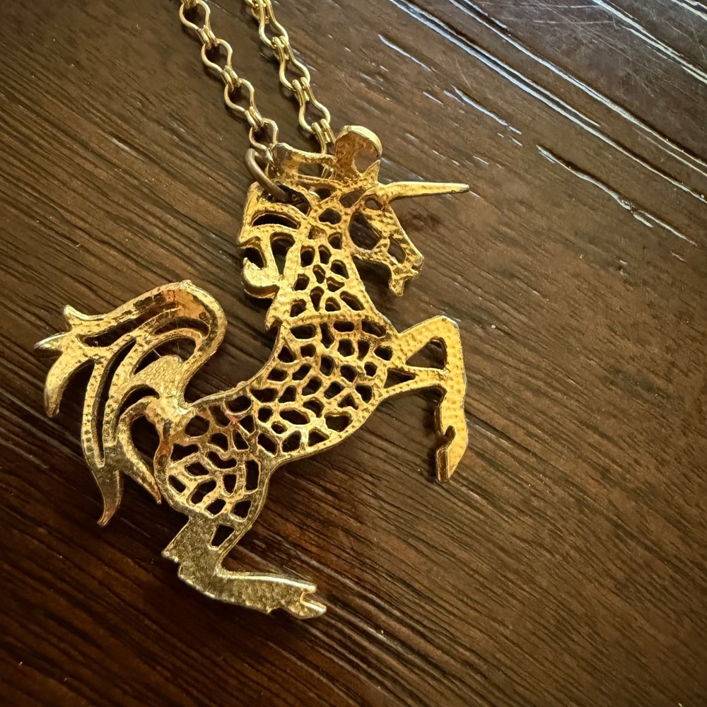Vintage‎ 1970s Gold Unicorn Necklace Whimsical Boho OS - Picture 4 of 7